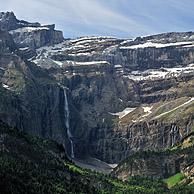 De Cirque de Gavarnie met de hoogste waterval van Frankrijk in de Pyreneeën, Frankrijk
